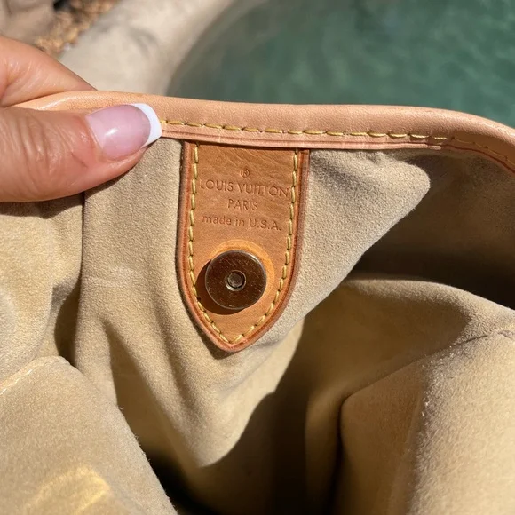 Louis Vuitton Galliera pm - Picture 8 of 16